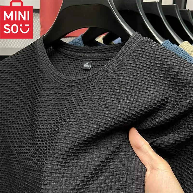 "MINISO Bamboo Mesh Ice Silk Men's T-Shirt - Short Sleeve, Solid Color"