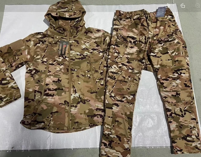 Outdoor Shark Skin Warm Set | Camo Plush Thickened Coat.